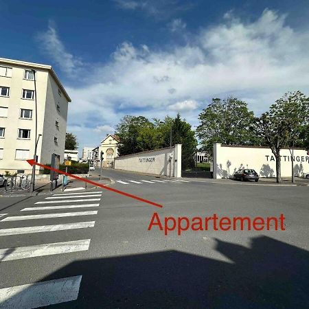 Au Coeur Du Quartier Taittinger Apartment Reims Luaran gambar