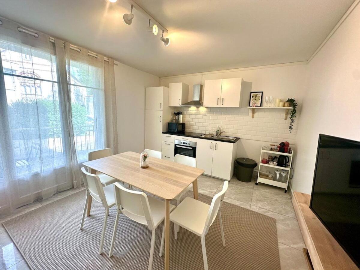 Au Coeur Du Quartier Taittinger Apartment Reims Luaran gambar